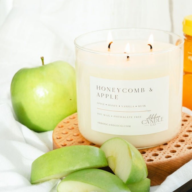Honeycomb and Apple 3-Wick Soy Candle - Abboo Candle Co