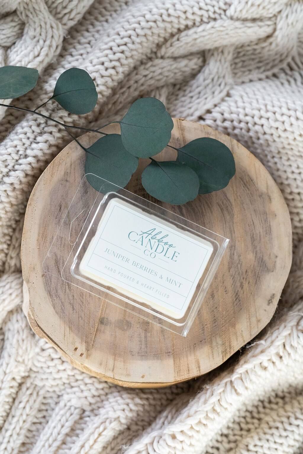 Juniper Berries and Mint Soy Wax Melts - Abboo Candle Co