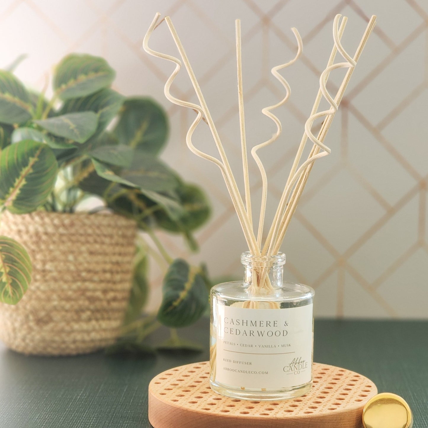 Reed Diffuser Spirals with Choice of Scent - Abboo Candle Co