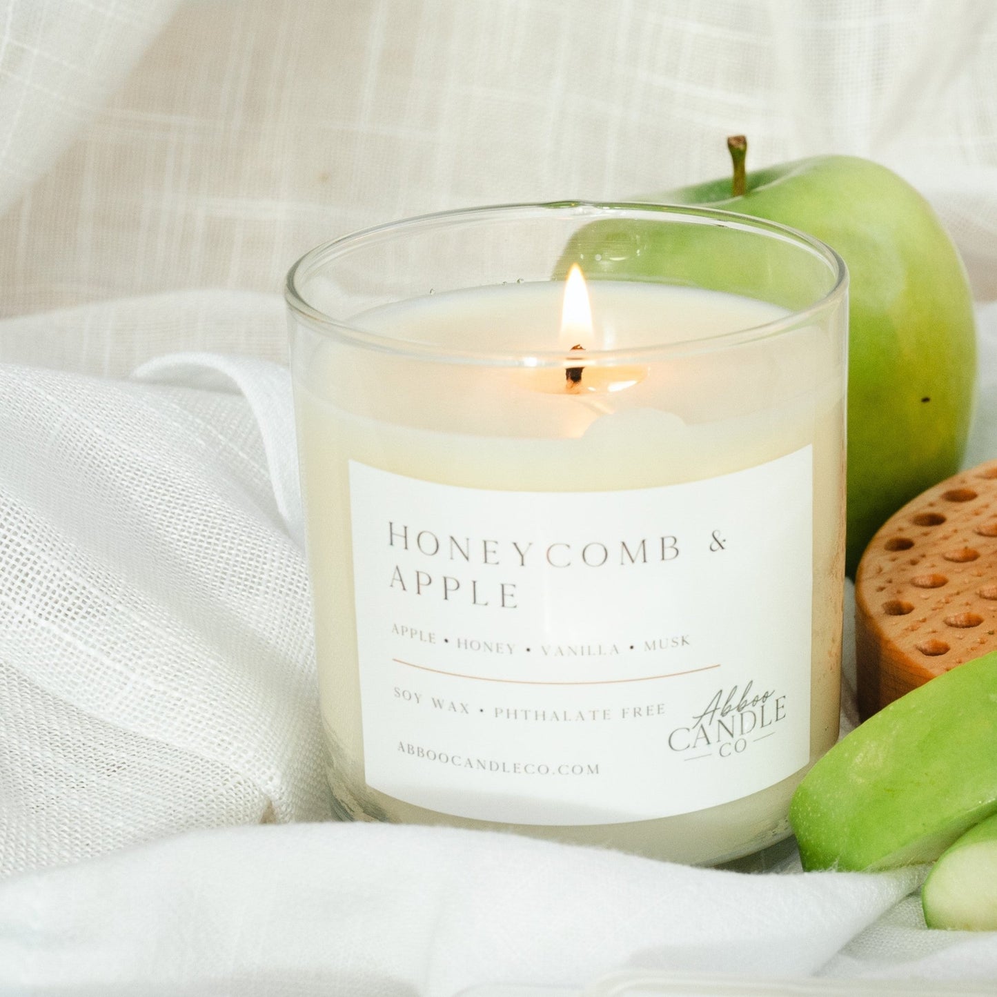 Honeycomb and Apple Tumbler Soy Candle - Abboo Candle Co